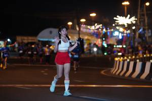 BIB: 
                            <button type="button" onclick="openModal(21242015)" class="btn btn-primary btn-sm float-right btn-popup" data-toggle="modal" data-target=".modal-high-quality">
                        <i class="fas fa-shopping-cart"></i> Add to Cart
                    </button>
                                            <button type="button" onclick="isThisMe(21242015, true)" class="btn btn-success btn-sm float-right btn-popup btn-isme hidden" data-toggle="tooltip" data-placement="bottom" title="นี่คือรูปของคุณใช่ไหม คลิกที่นี่เพื่อเอาเข้าอัลบั้ม">
                        <i class="fas fa-plus"></i> Add to album
                    </button>
                    <button type="button" onclick="isThisMe(21242015, false)" class="btn btn-warning btn-sm float-right btn-popup btn-isnotme hidden">
                        <i class="fas fa-ban"></i> Remove from album
                    </button>